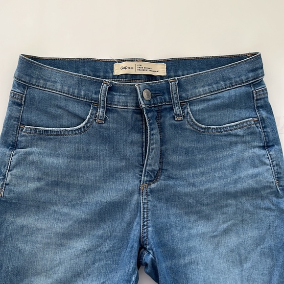 GAP1969 jeans - Picture 2 of 5